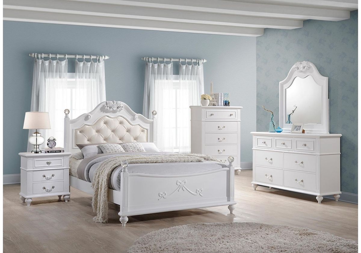 Alana 7 Drawer Dresser in White Lacquer - Jack’s Furniture and More (Laredo, TX)