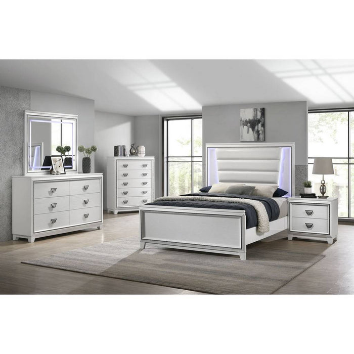 Moondance Queen Panel Bed in White - Jack’s Furniture and More (Laredo, TX)