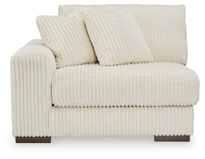 Lindyn Sectional with Chaise - Jack’s Furniture and More (Laredo, TX)