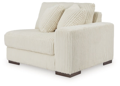 Lindyn Sectional with Chaise - Jack’s Furniture and More (Laredo, TX)