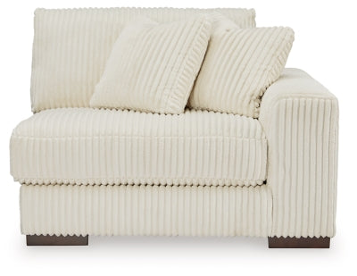 Lindyn Sectional with Chaise - Jack’s Furniture and More (Laredo, TX)