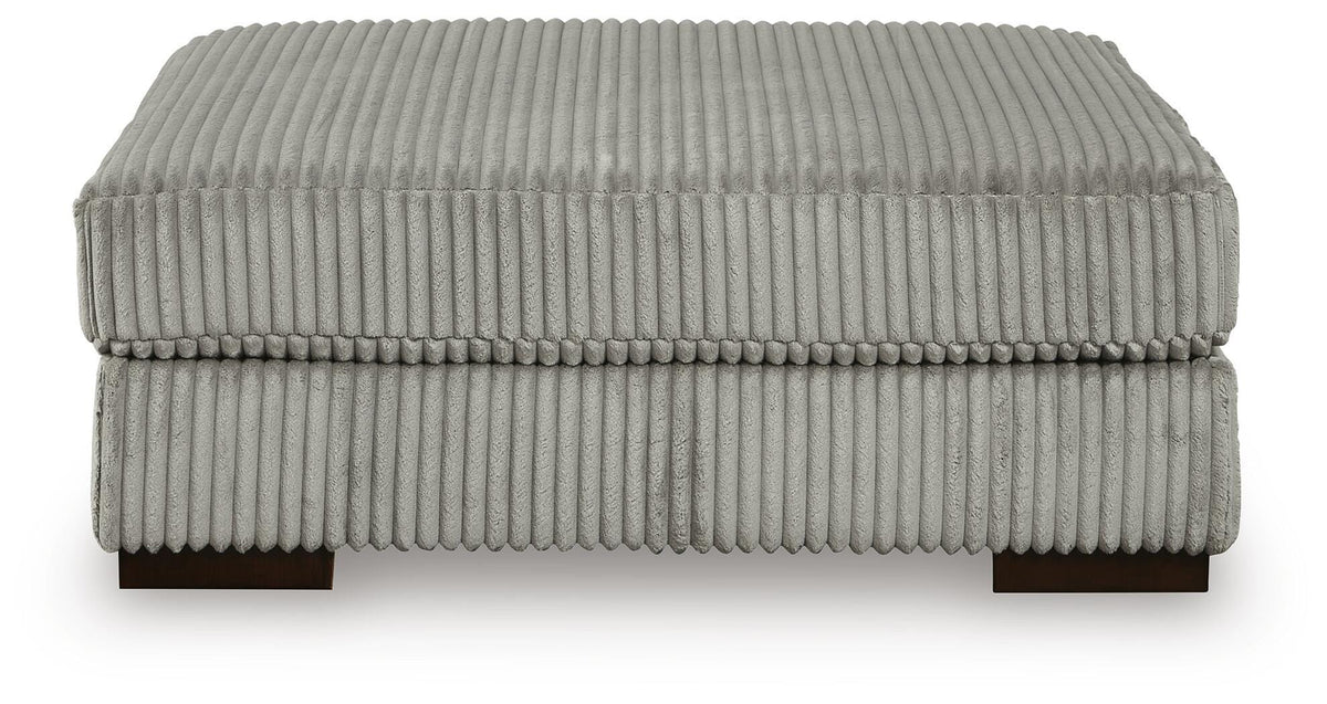 Lindyn Living Room Set
