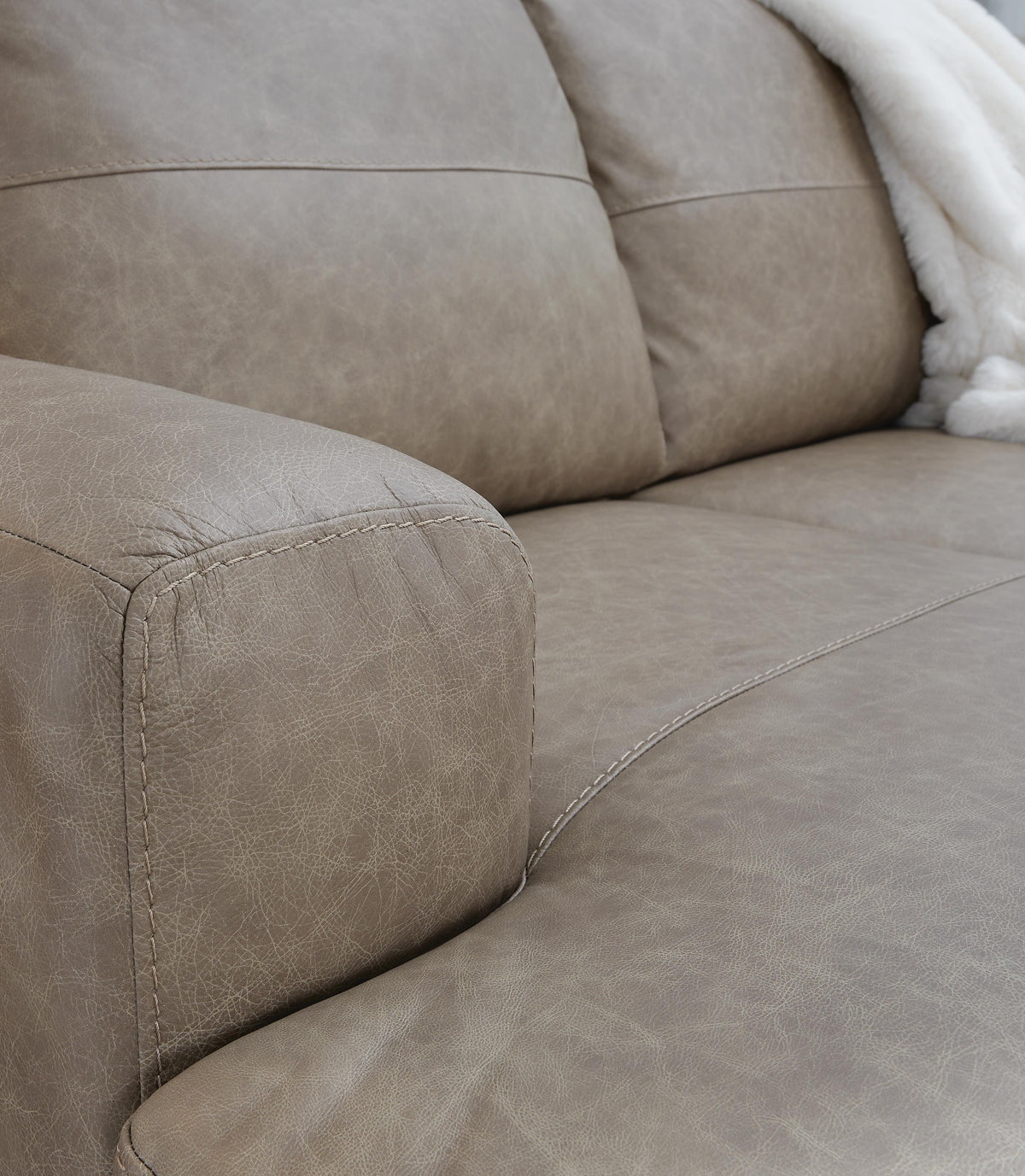 Amuleto Sectional with Chaise - Jack’s Furniture and More (Laredo, TX)