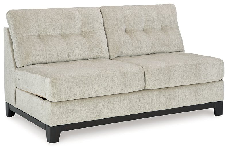 Maxon Place Sectional with Chaise - Jack’s Furniture and More (Laredo, TX)