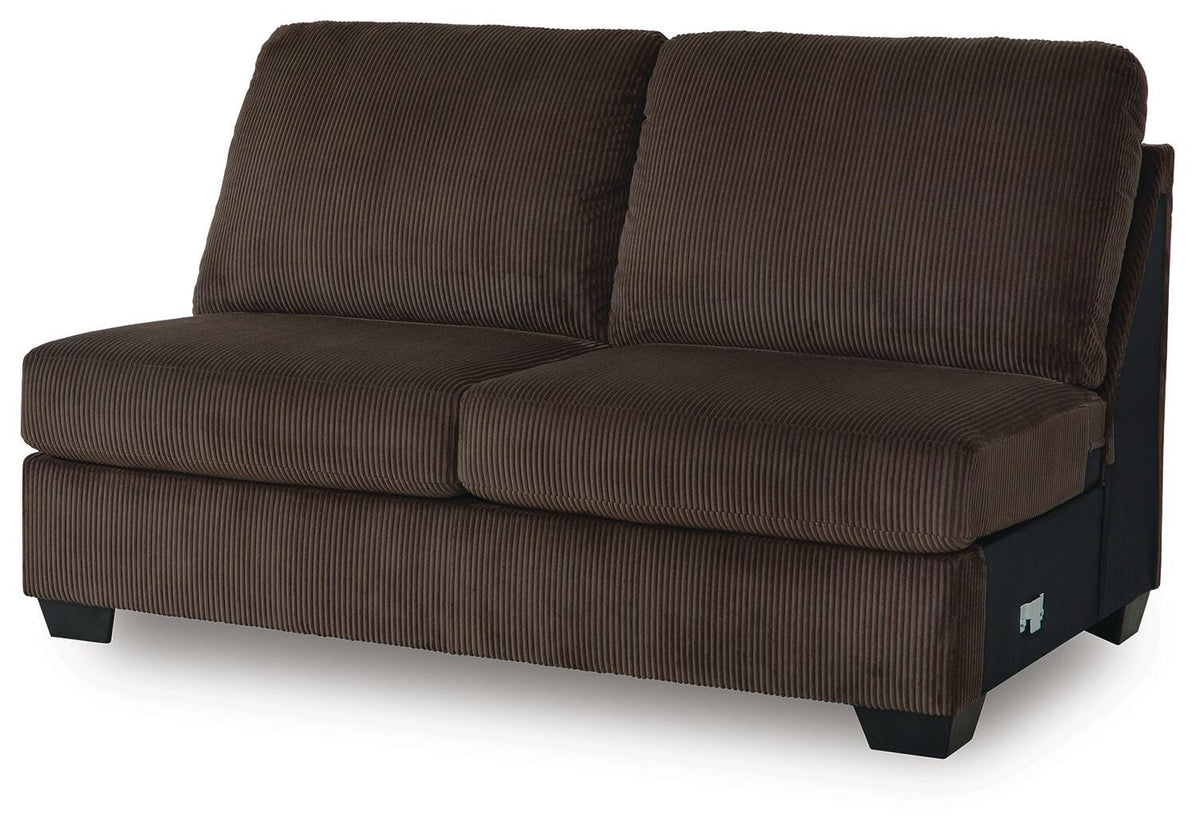 Kimlee Sectional with Chaise - Jack’s Furniture and More (Laredo, TX)