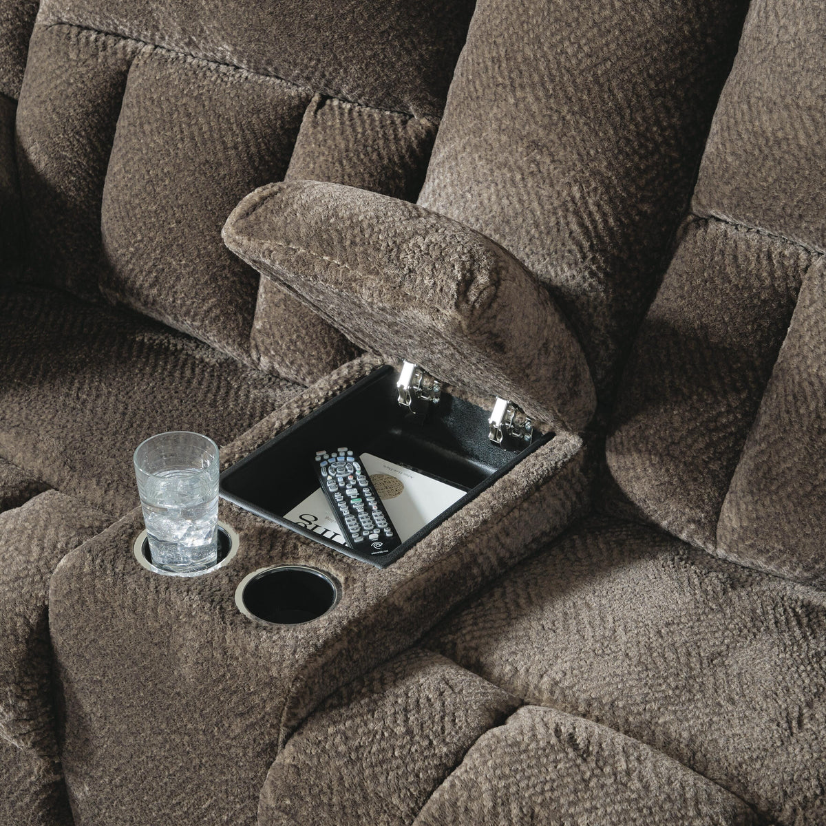 Frohn Reclining Loveseat with Console - Jack’s Furniture and More (Laredo, TX)