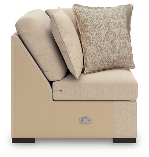 LadyMae Sectional with Chaise - Jack’s Furniture and More (Laredo, TX)