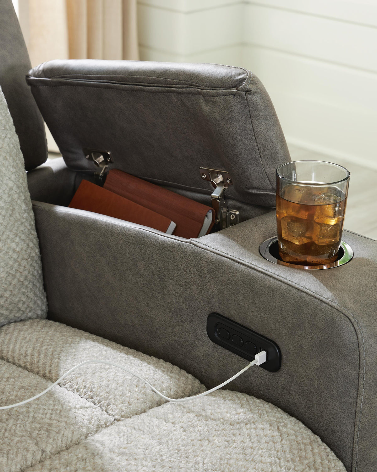 WhipLash Power Reclining Loveseat with Console - Jack’s Furniture and More (Laredo, TX)