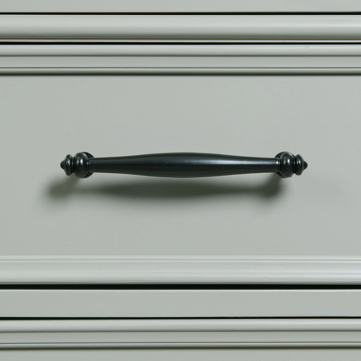 Slater 9-Drawer Dressser with Mirror
