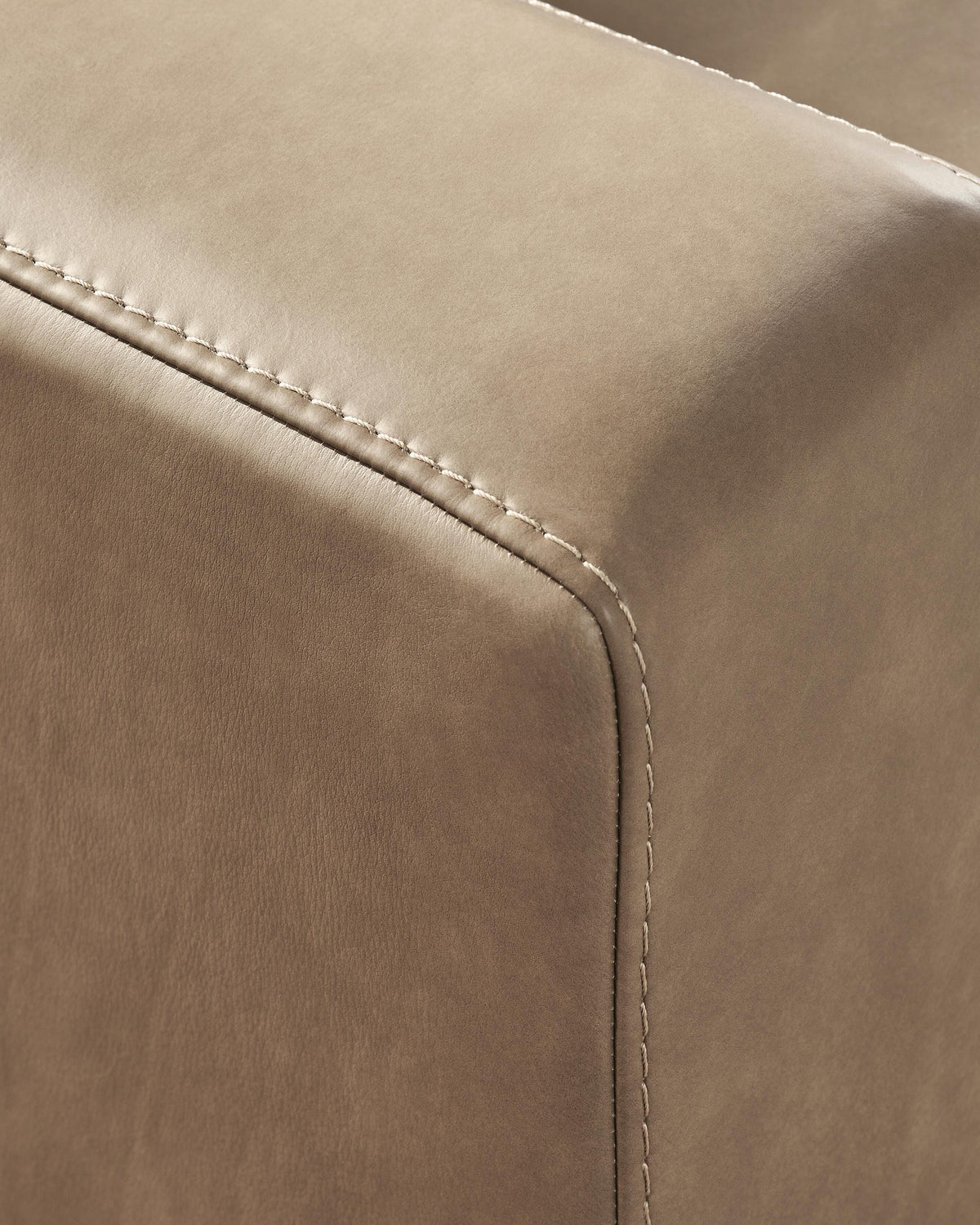 Veronella Sectional Sofa - Jack’s Furniture and More (Laredo, TX)