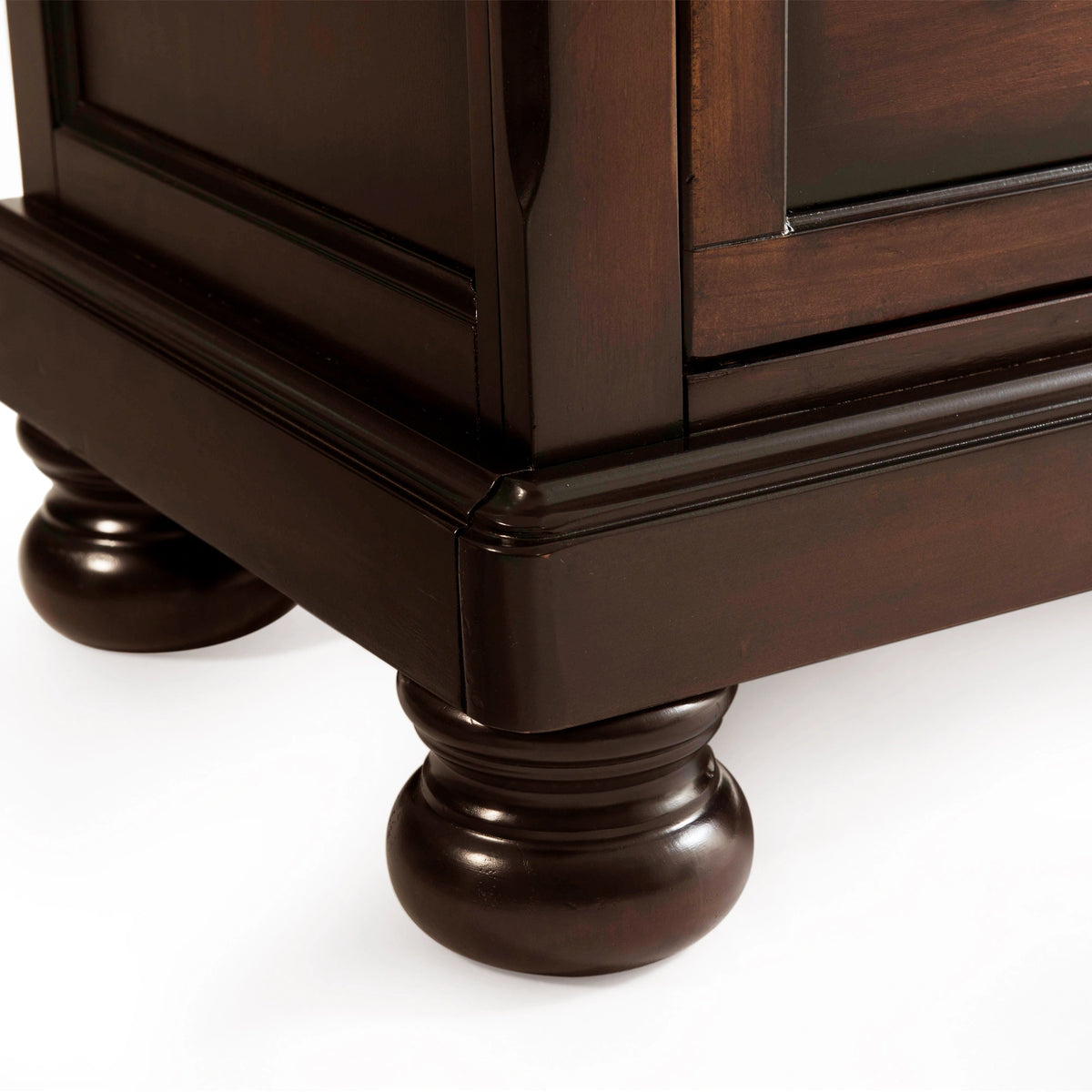 KINGSTON DRESSER & MIRROR