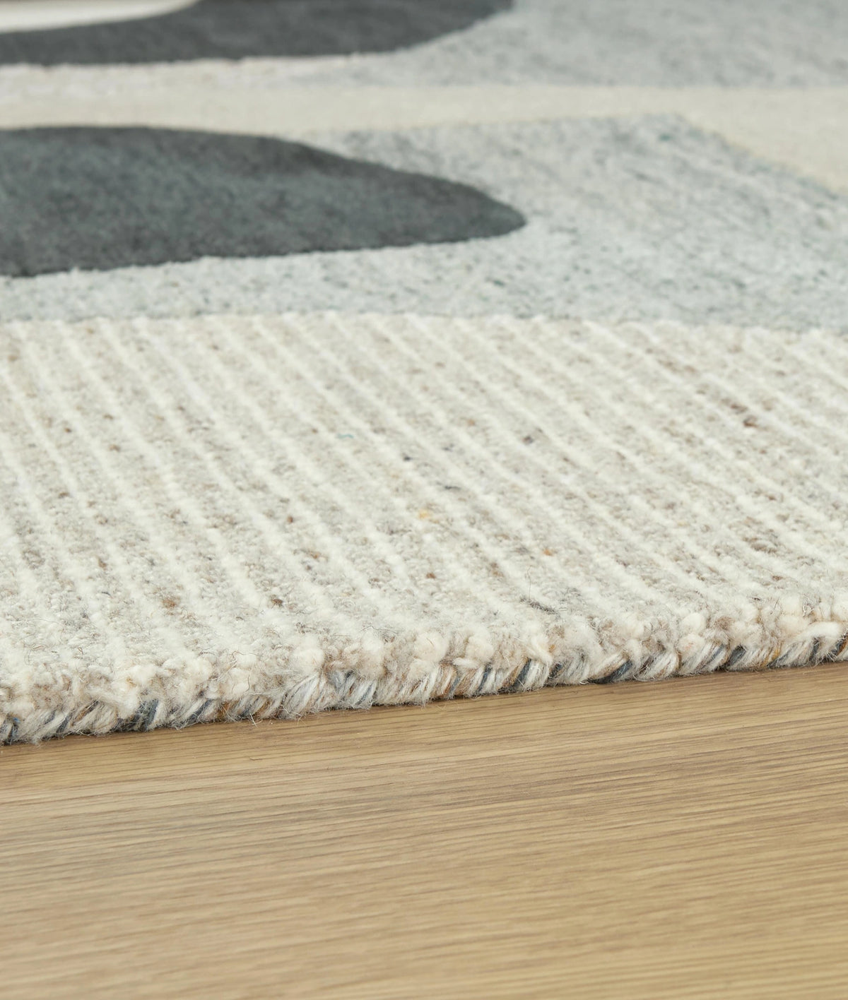 Edrickhill 8' x 10' Rug