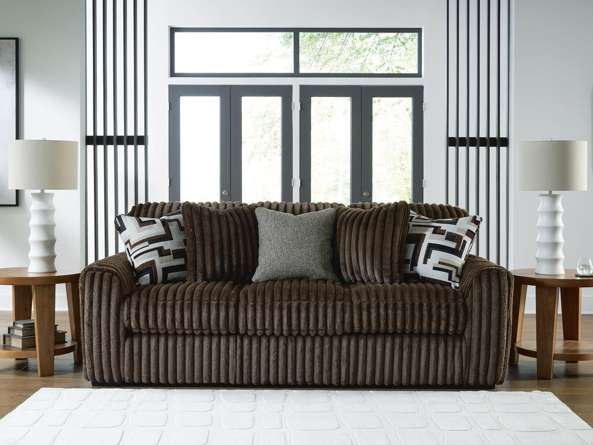 Midnight-Madness Sofa