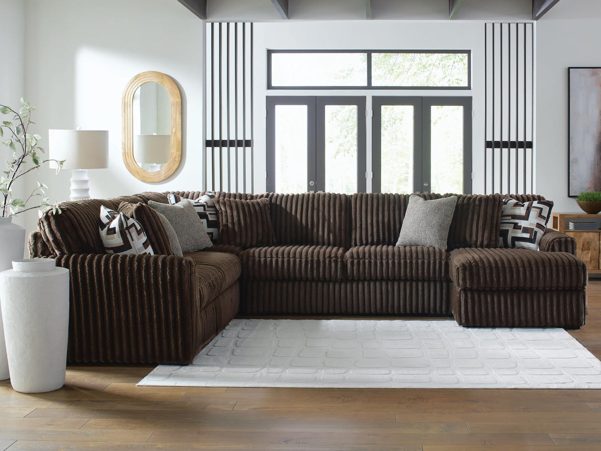 Midnight-Madness Sectional with Chaise - Jack’s Furniture and More (Laredo, TX)
