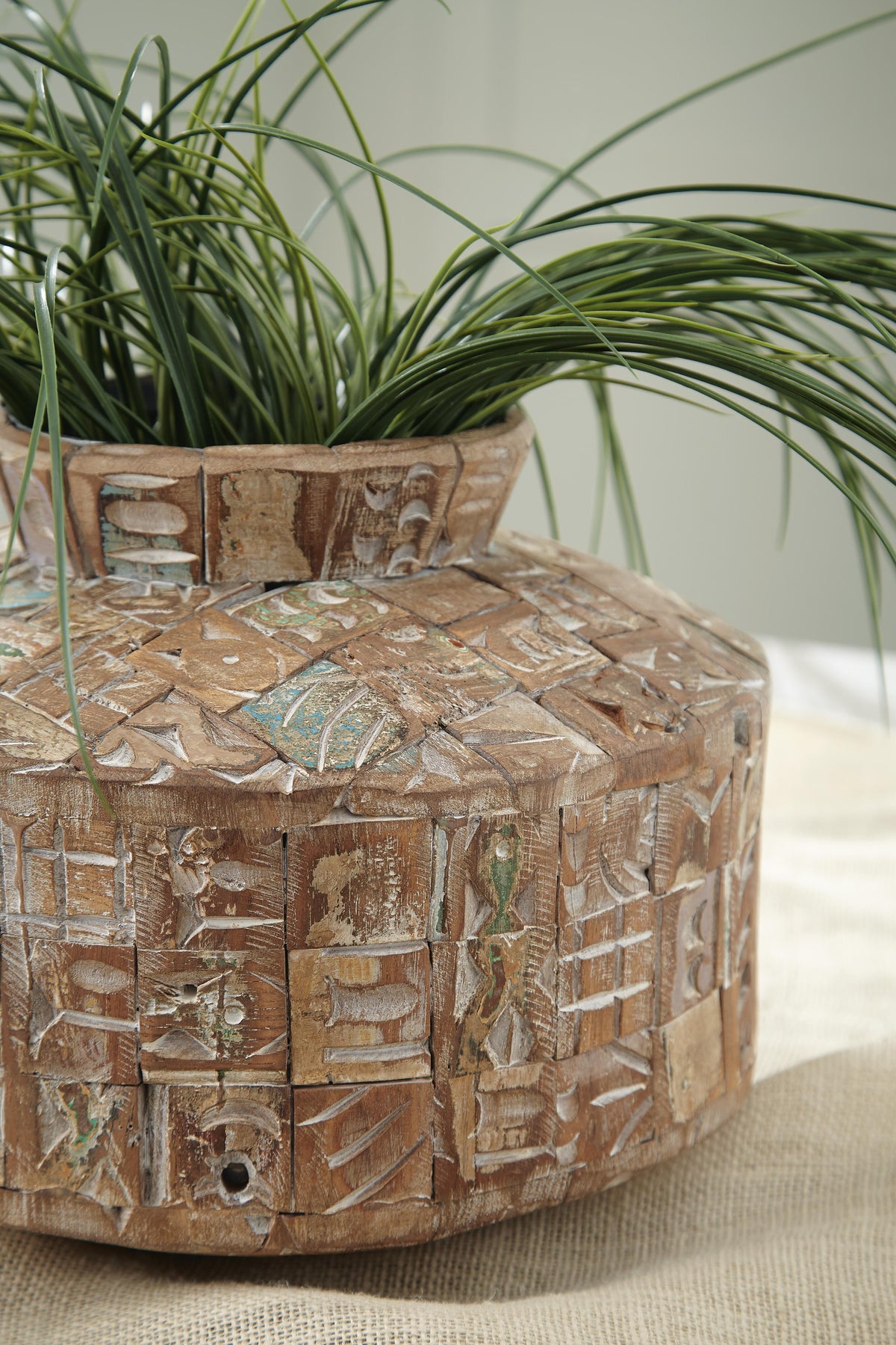 Meltland Vase - Jack’s Furniture and More (Laredo, TX)