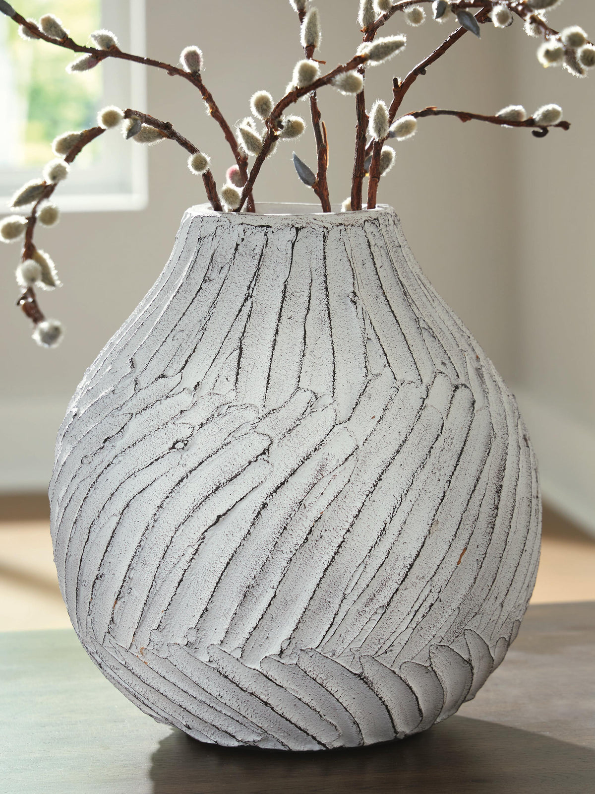 Shelvie Vase - Jack’s Furniture and More (Laredo, TX)