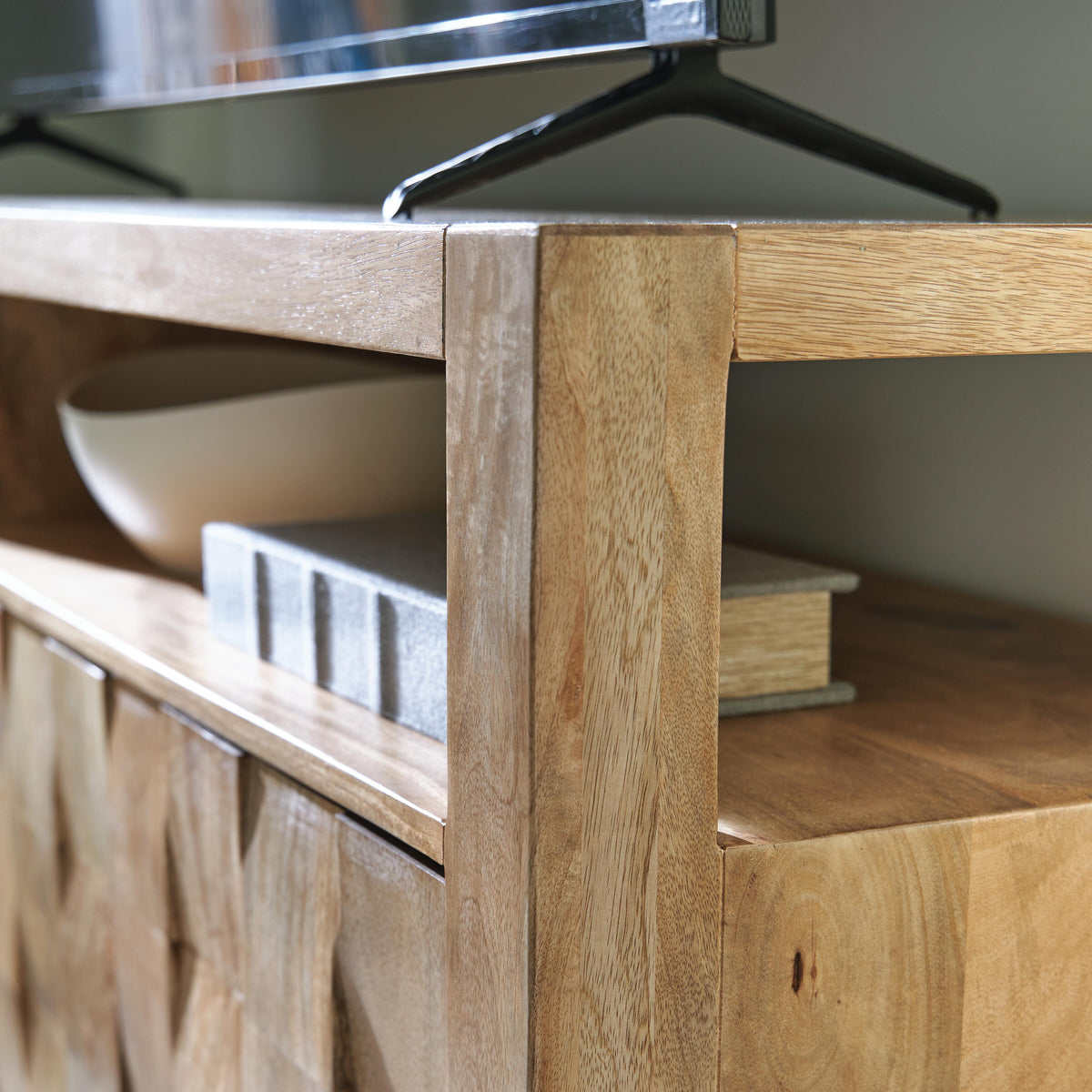 Hudwick Accent Cabinet - Jack’s Furniture and More (Laredo, TX)