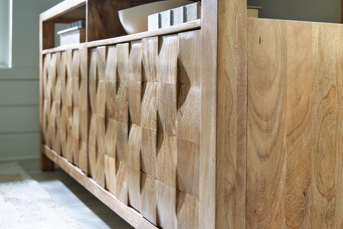 Hudwick Accent Cabinet - Jack’s Furniture and More (Laredo, TX)
