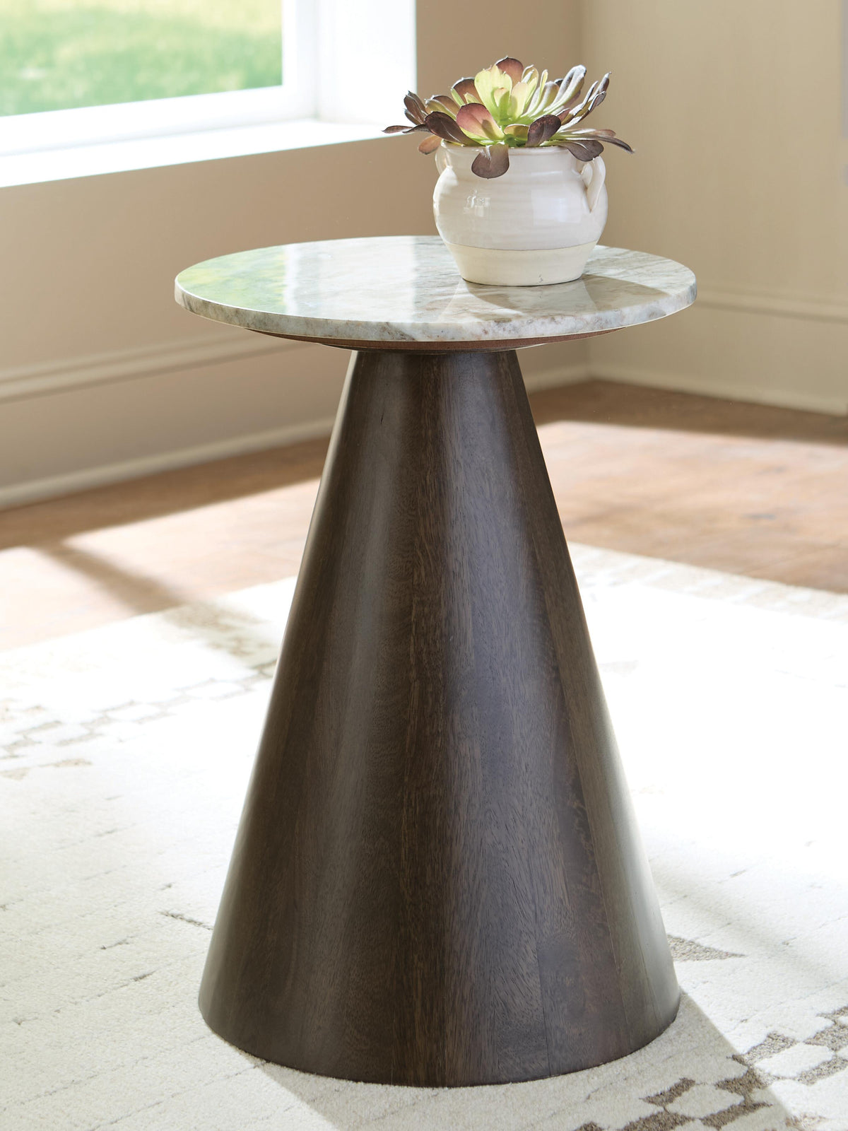 Waltnor Accent Table - Jack’s Furniture and More (Laredo, TX)
