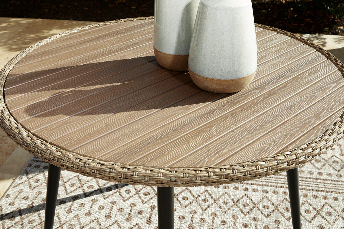 Amaris Outdoor Dining Table - Jack’s Furniture and More (Laredo, TX)