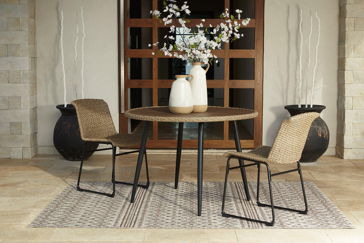 Amaris Outdoor Dining Set - Jack’s Furniture and More (Laredo, TX)