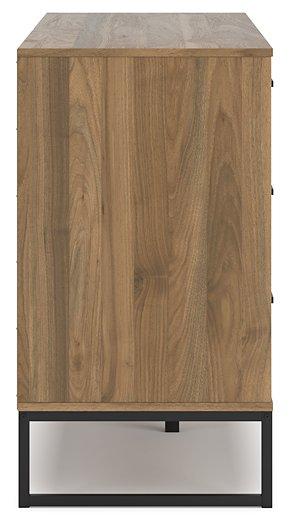 Deanlow Bedroom Package - Jack’s Furniture and More (Laredo, TX)