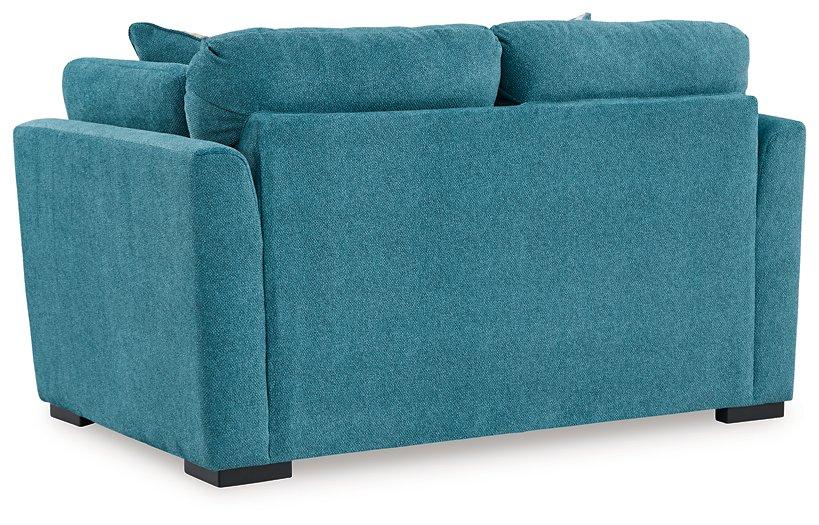 Keerwick Loveseat