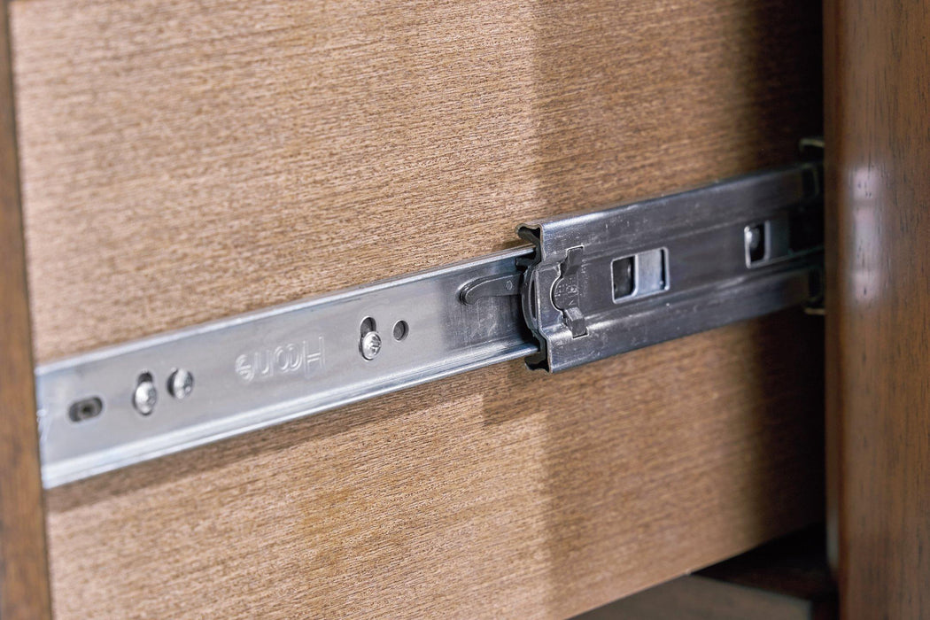 Lyncott Bedroom Set - Jack’s Furniture and More (Laredo, TX)