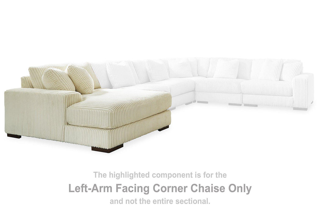 Lindyn Sectional with Double Chaise - Jack’s Furniture and More (Laredo, TX)