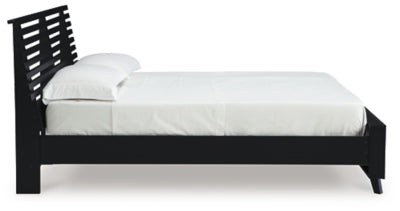 Danziar Queen Slat Bed - Jack’s Furniture and More (Laredo, TX)