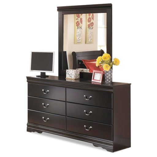 Huey Vineyard Dresser and Mirror - Jack’s Furniture and More (Laredo, TX)