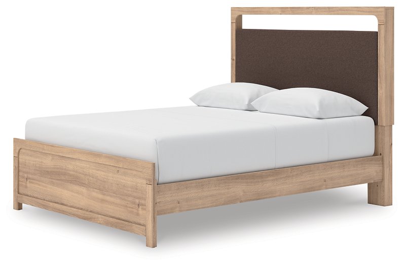 Kinlanni Upholstered Bed - Jack’s Furniture and More (Laredo, TX)