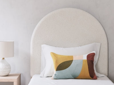 Arloster Upholstered Bed - Jack’s Furniture and More (Laredo, TX)