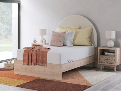 Arloster Upholstered Bed - Jack’s Furniture and More (Laredo, TX)