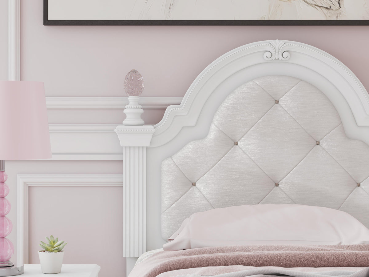 Kozlani Upholstered Bed - Jack’s Furniture and More (Laredo, TX)