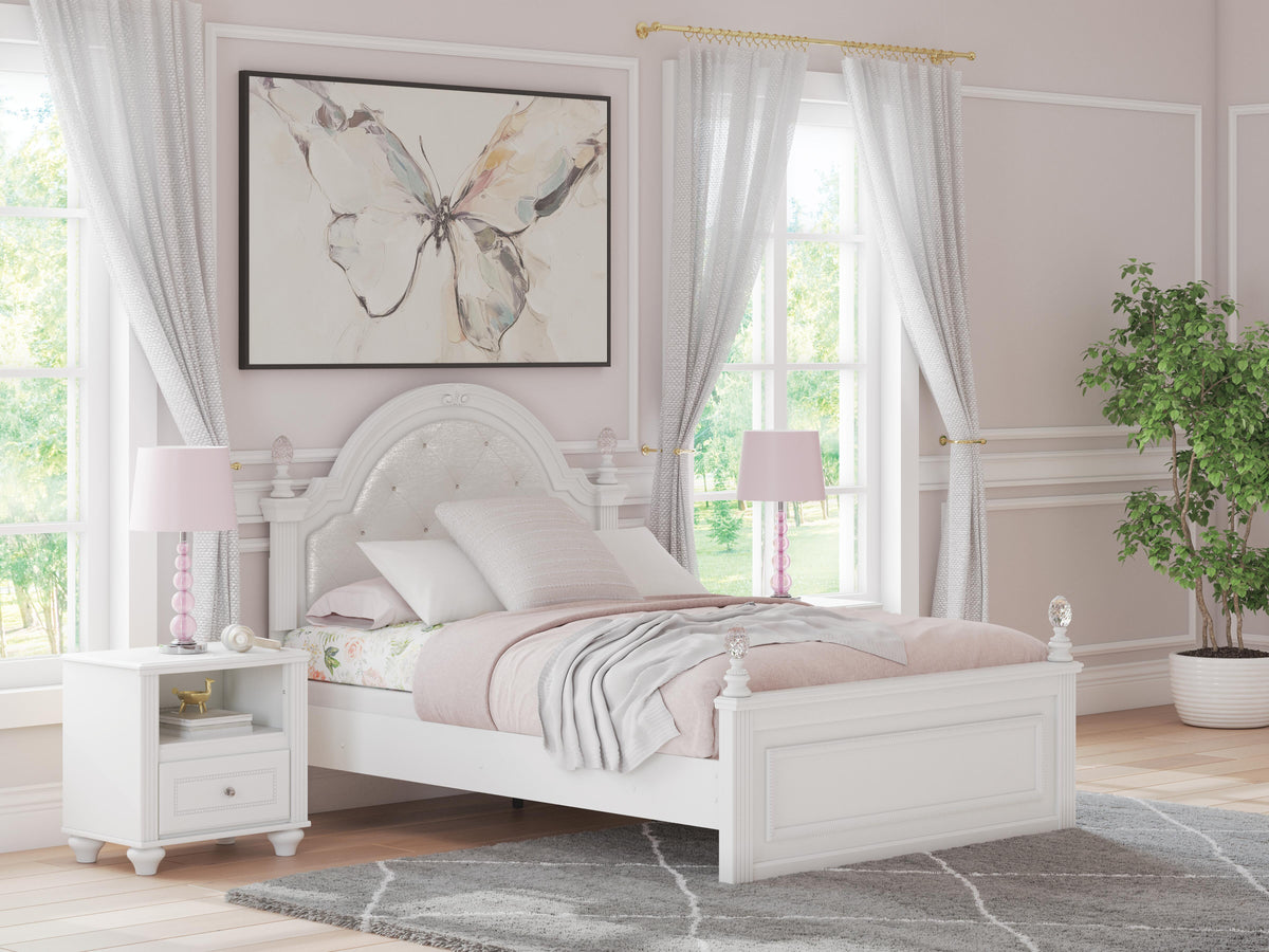 Kozlani Upholstered Bed - Jack’s Furniture and More (Laredo, TX)