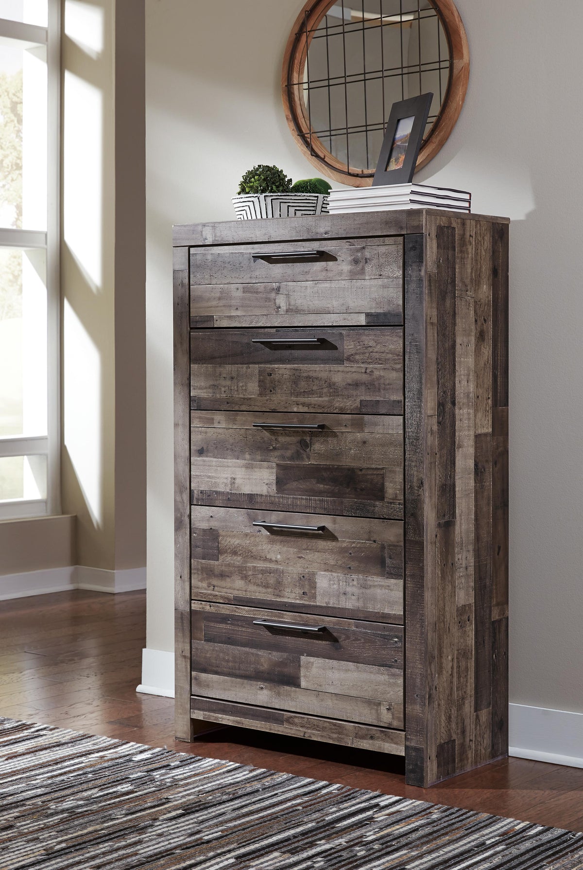 Derekson Chest of Drawers - Jack’s Furniture and More (Laredo, TX)