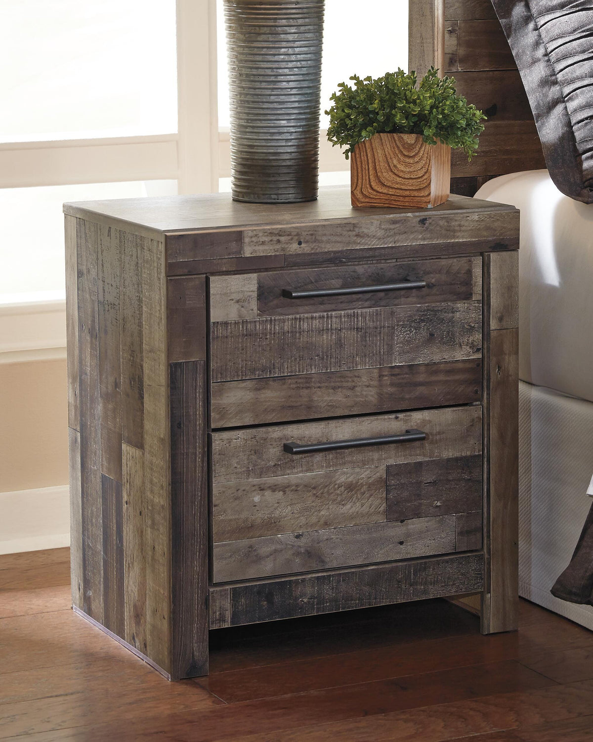 Derekson Nightstand - Jack’s Furniture and More (Laredo, TX)