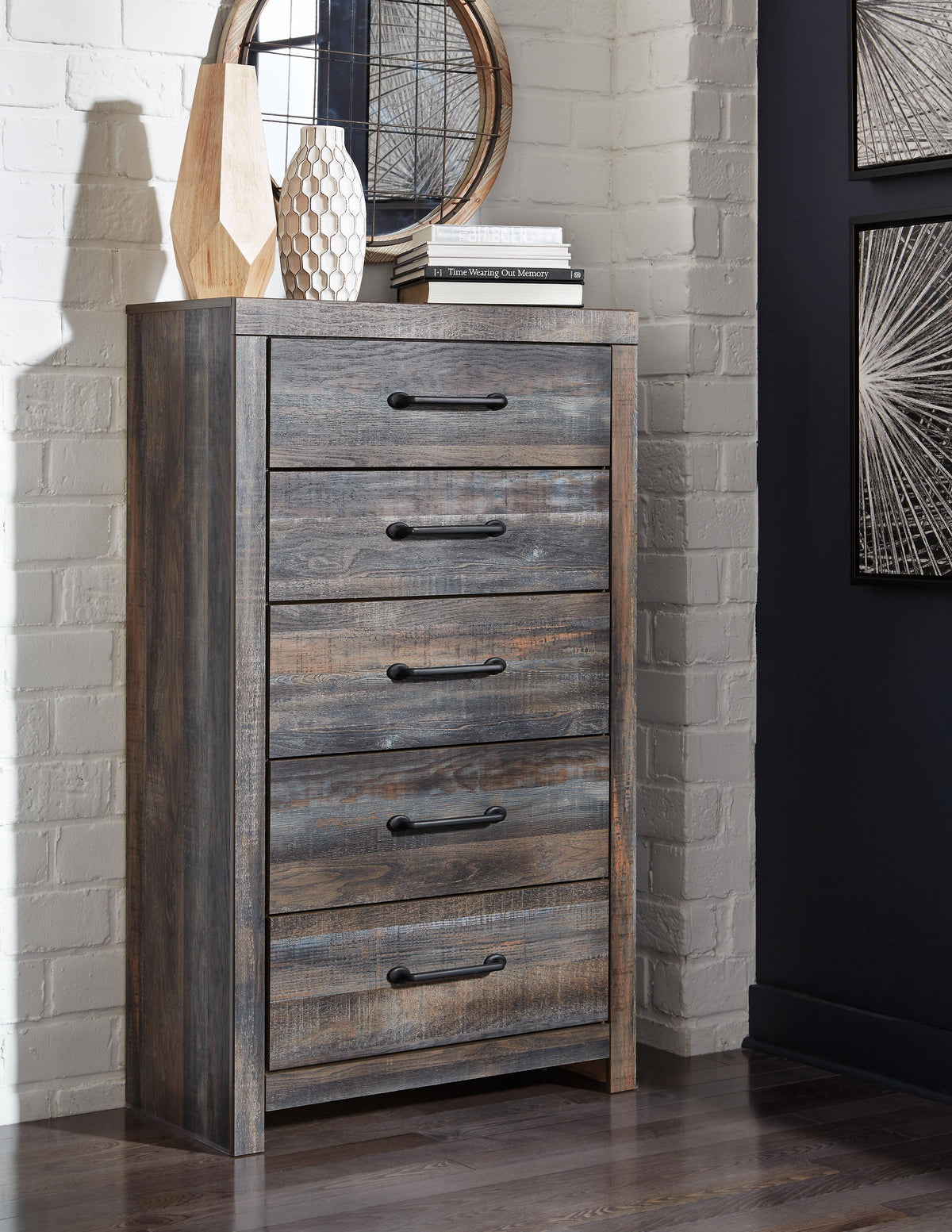 Drystan Chest of Drawers - Jack’s Furniture and More (Laredo, TX)