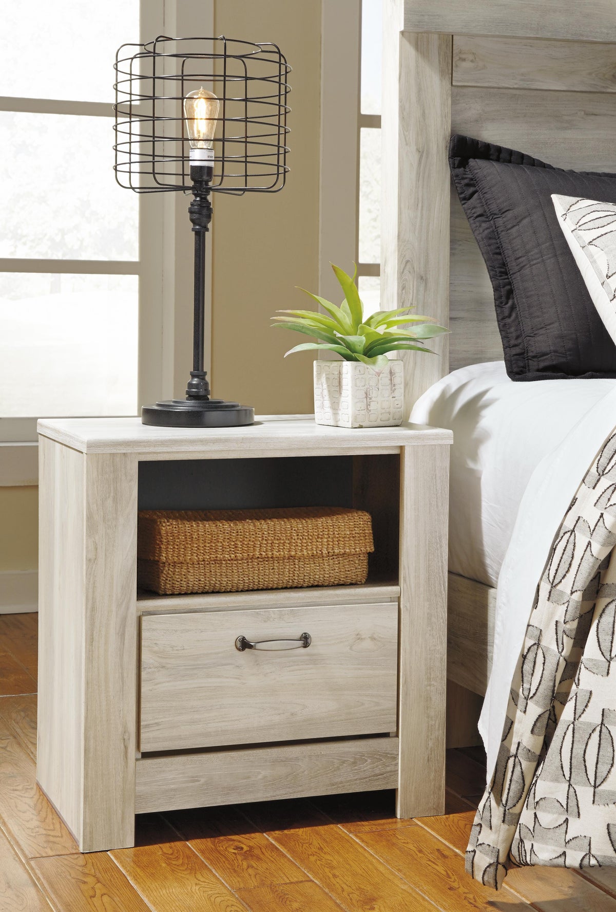 Bellaby Bedroom Set - Jack’s Furniture and More (Laredo, TX)