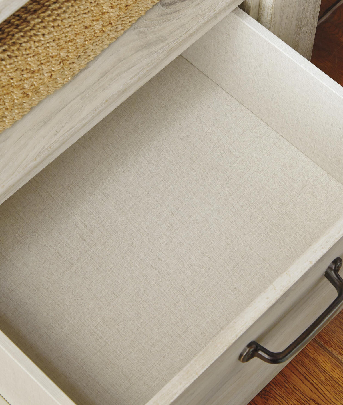 Bellaby Nightstand - Jack’s Furniture and More (Laredo, TX)