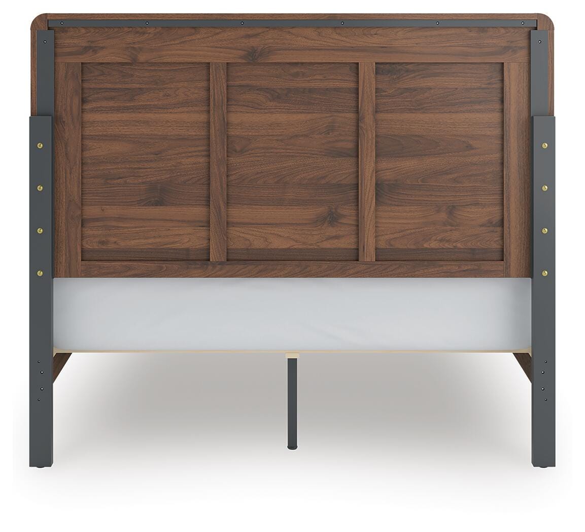 Fortlorn Bed - Jack’s Furniture and More (Laredo, TX)