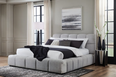 Grendusk Upholstered Bed - Jack’s Furniture and More (Laredo, TX)