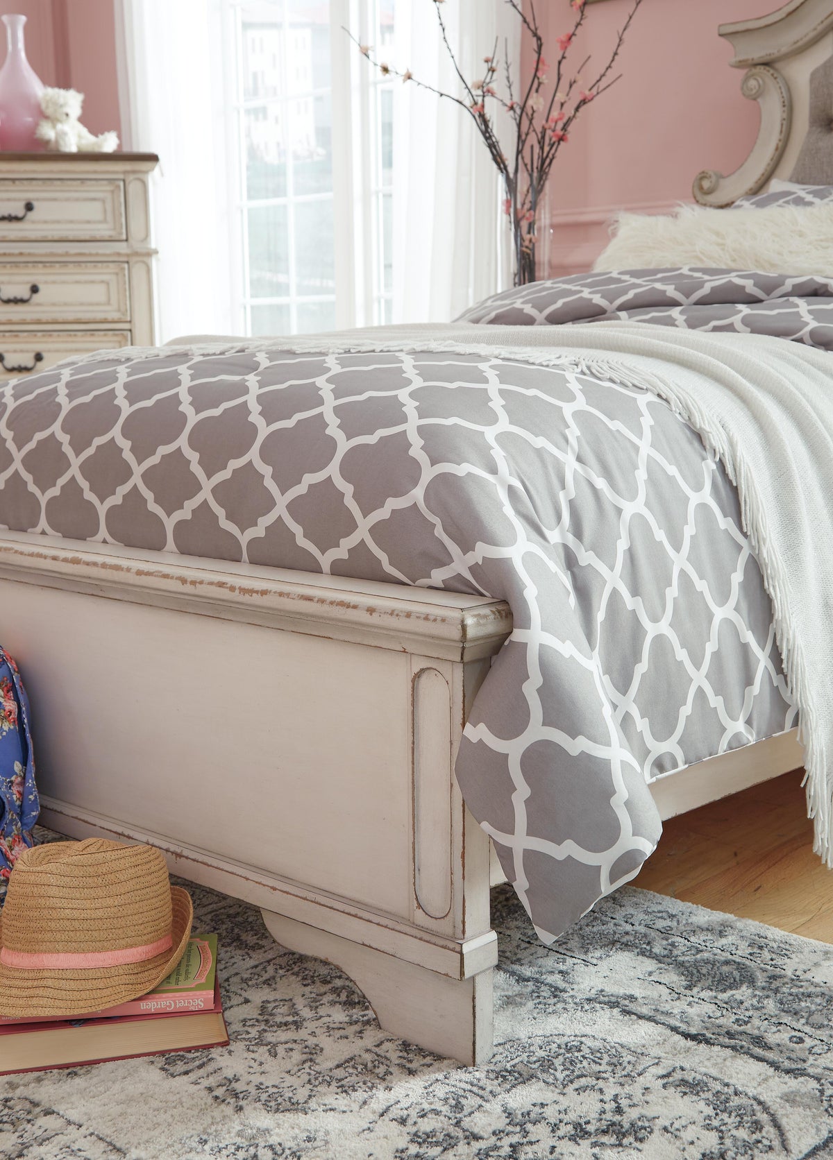 Realyn Upholstered Bed - Jack’s Furniture and More (Laredo, TX)