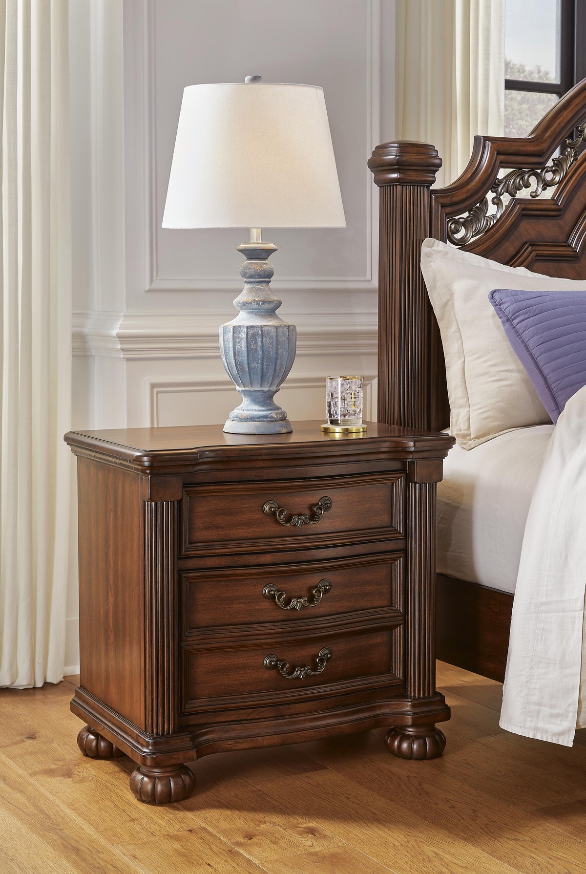 Lavinton Bedroom Set - Jack’s Furniture and More (Laredo, TX)
