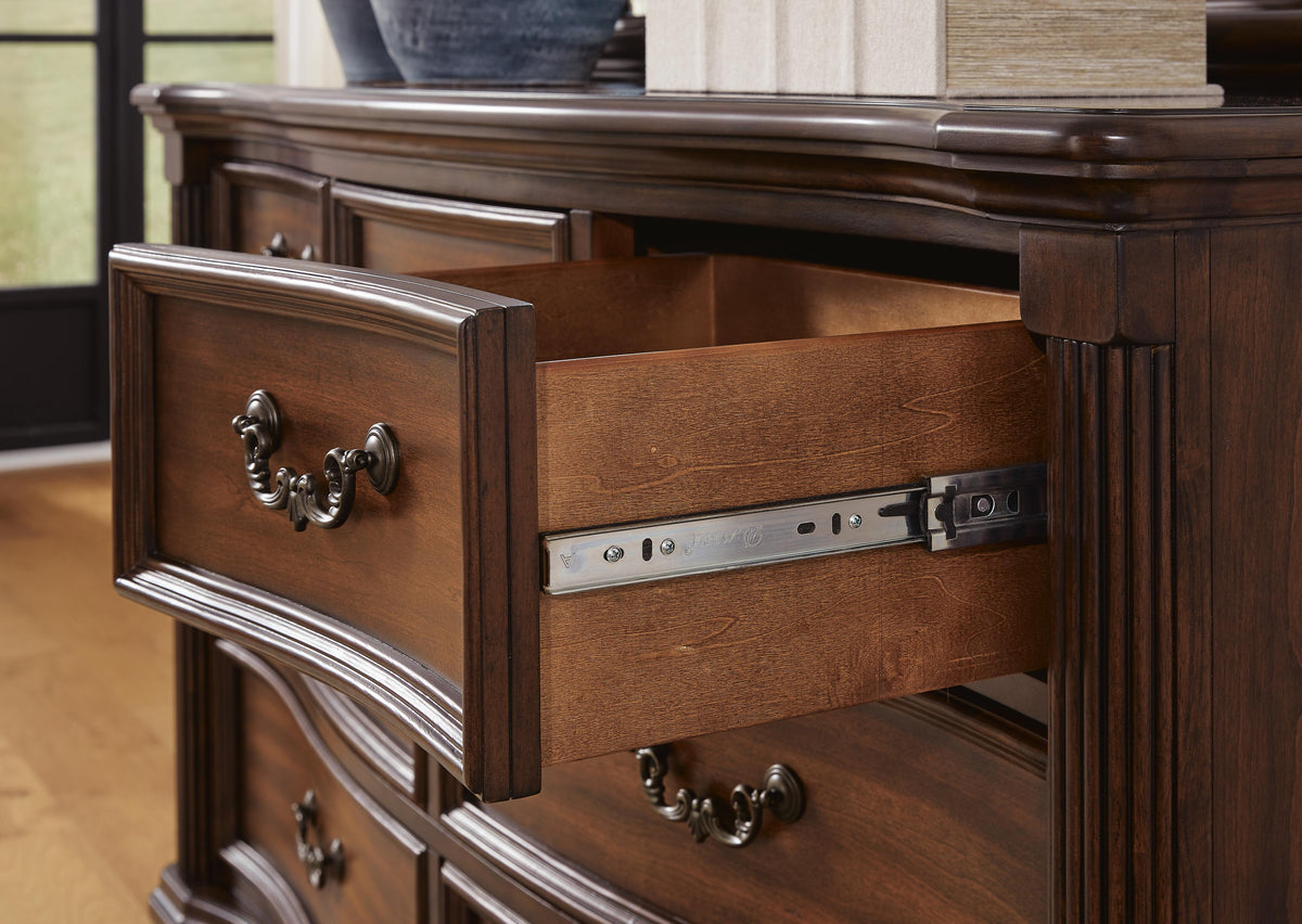 Lavinton Bedroom Set - Jack’s Furniture and More (Laredo, TX)