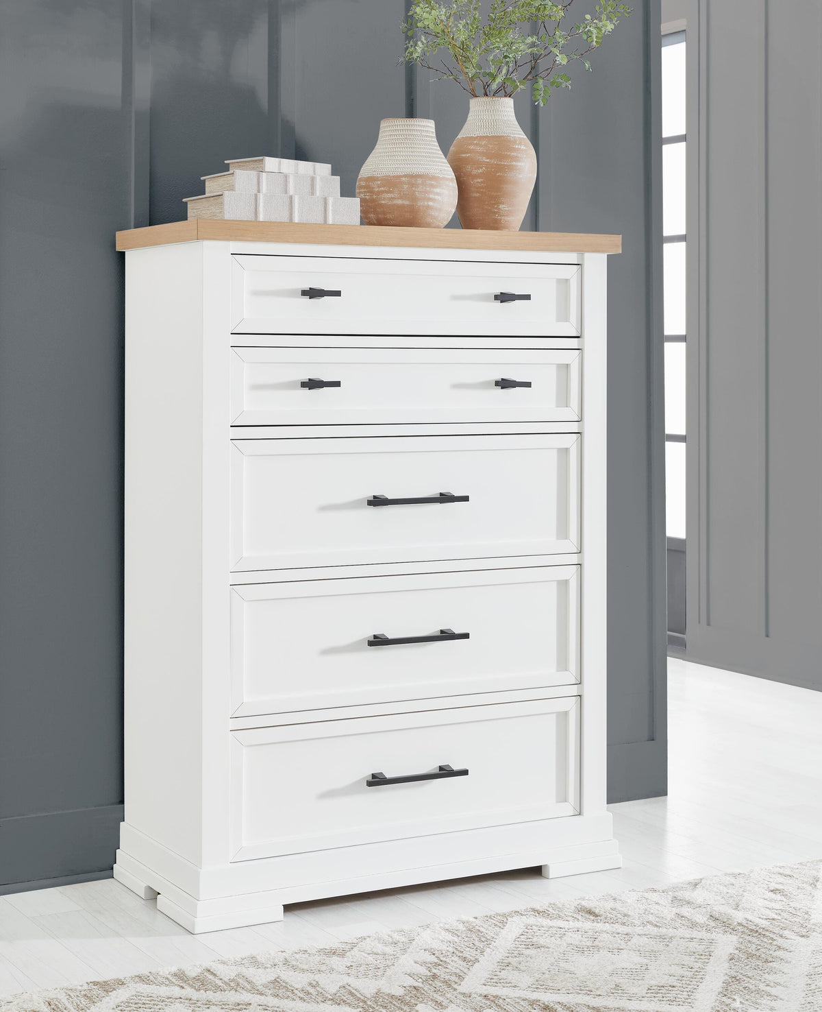 Ashbryn Chest of Drawers - Jack’s Furniture and More (Laredo, TX)