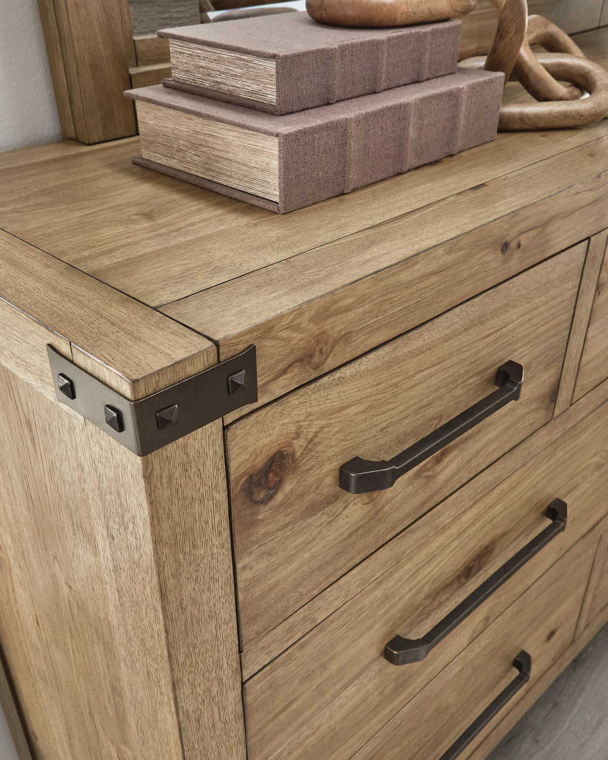 Ridgester Dresser - Jack’s Furniture and More (Laredo, TX)