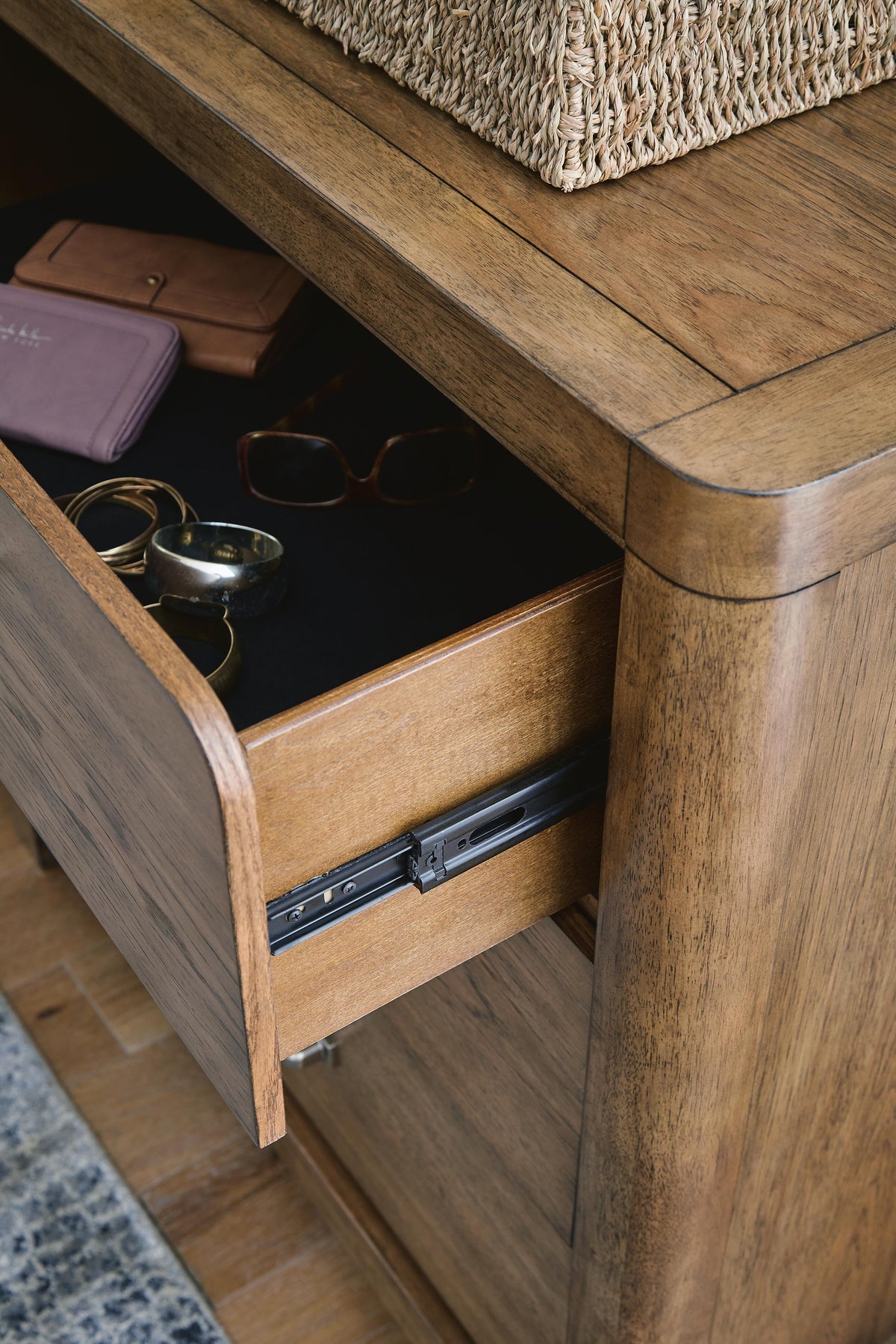 Cabalynn Nightstand - Jack’s Furniture and More (Laredo, TX)