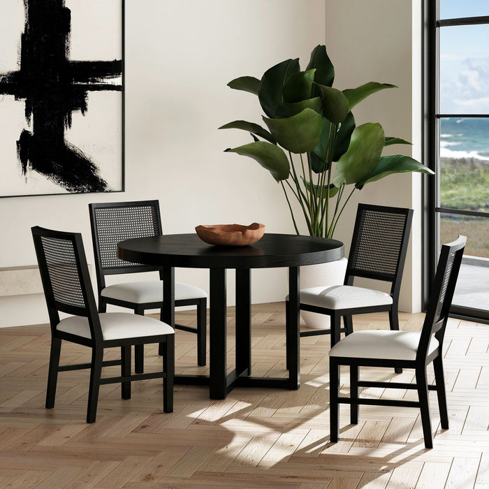 Bahama Breeze 47.5" Round Dining Table in Black - Jack’s Furniture and More (Laredo, TX)